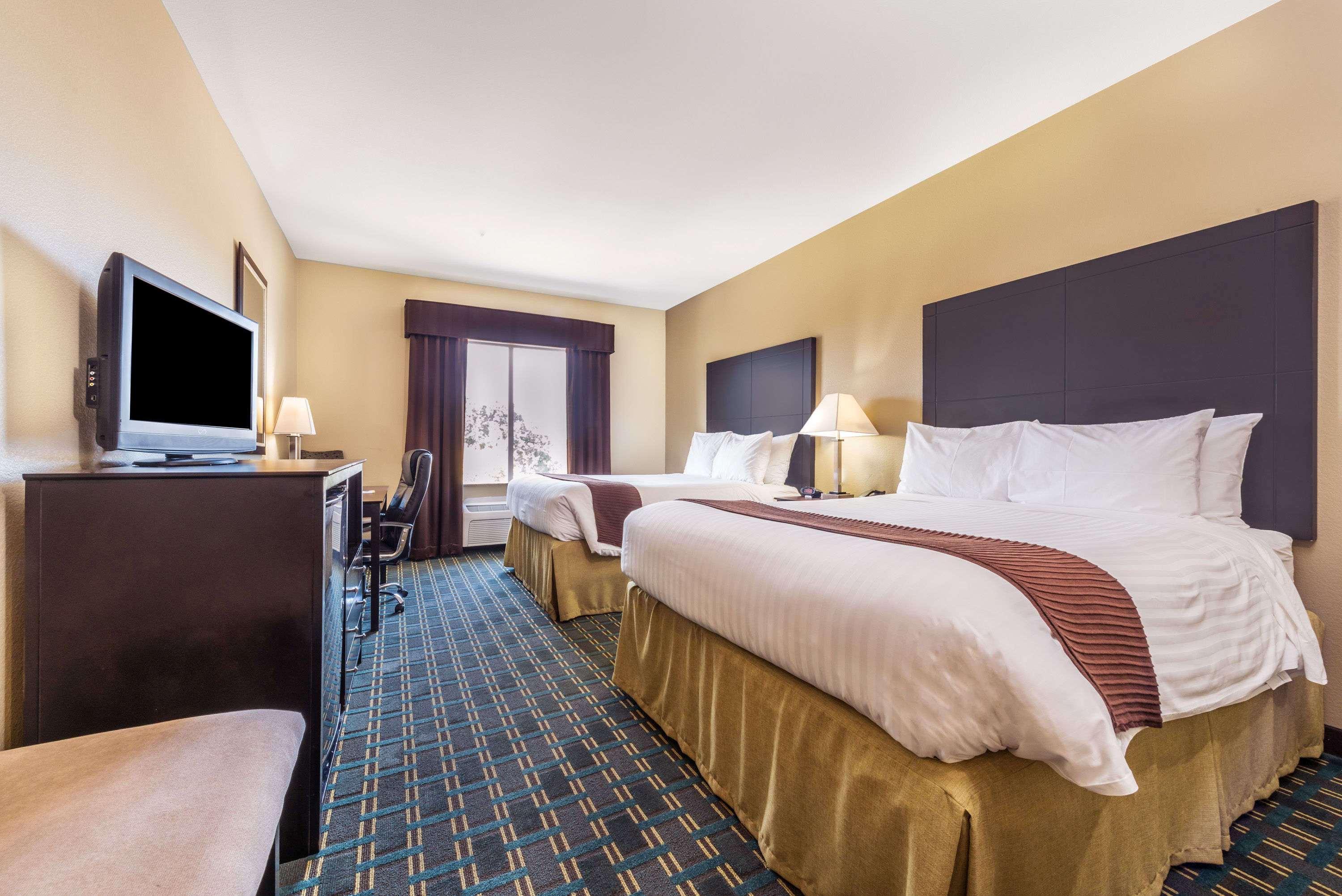 Days & By Wyndham 2* Mineral Wells