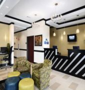 Days & By Wyndham Hotel 2*