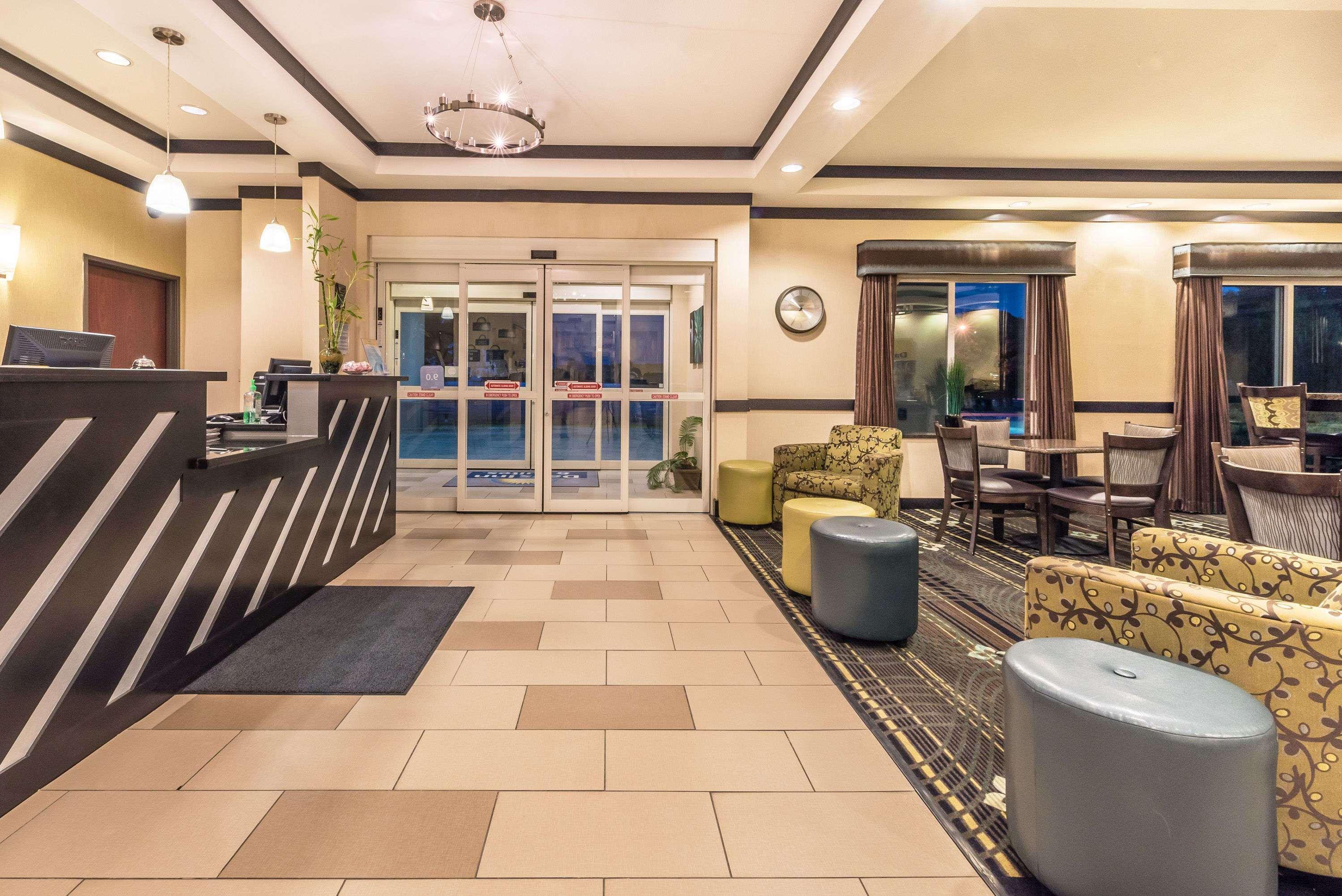Days & By Wyndham 2* Mineral Wells