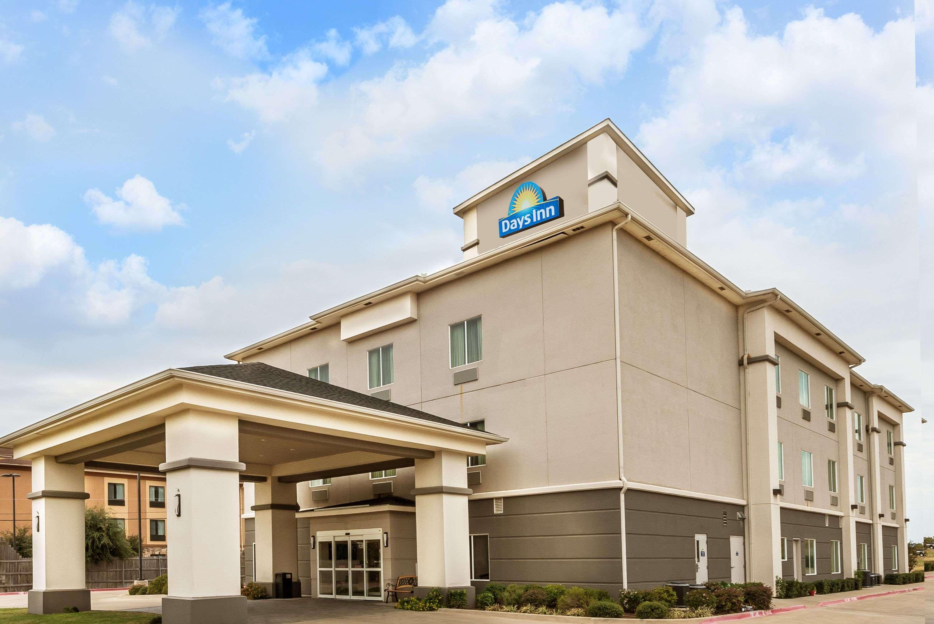 Hotel Days & By Wyndham 2*