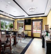 Days & By Wyndham Hotel 2*